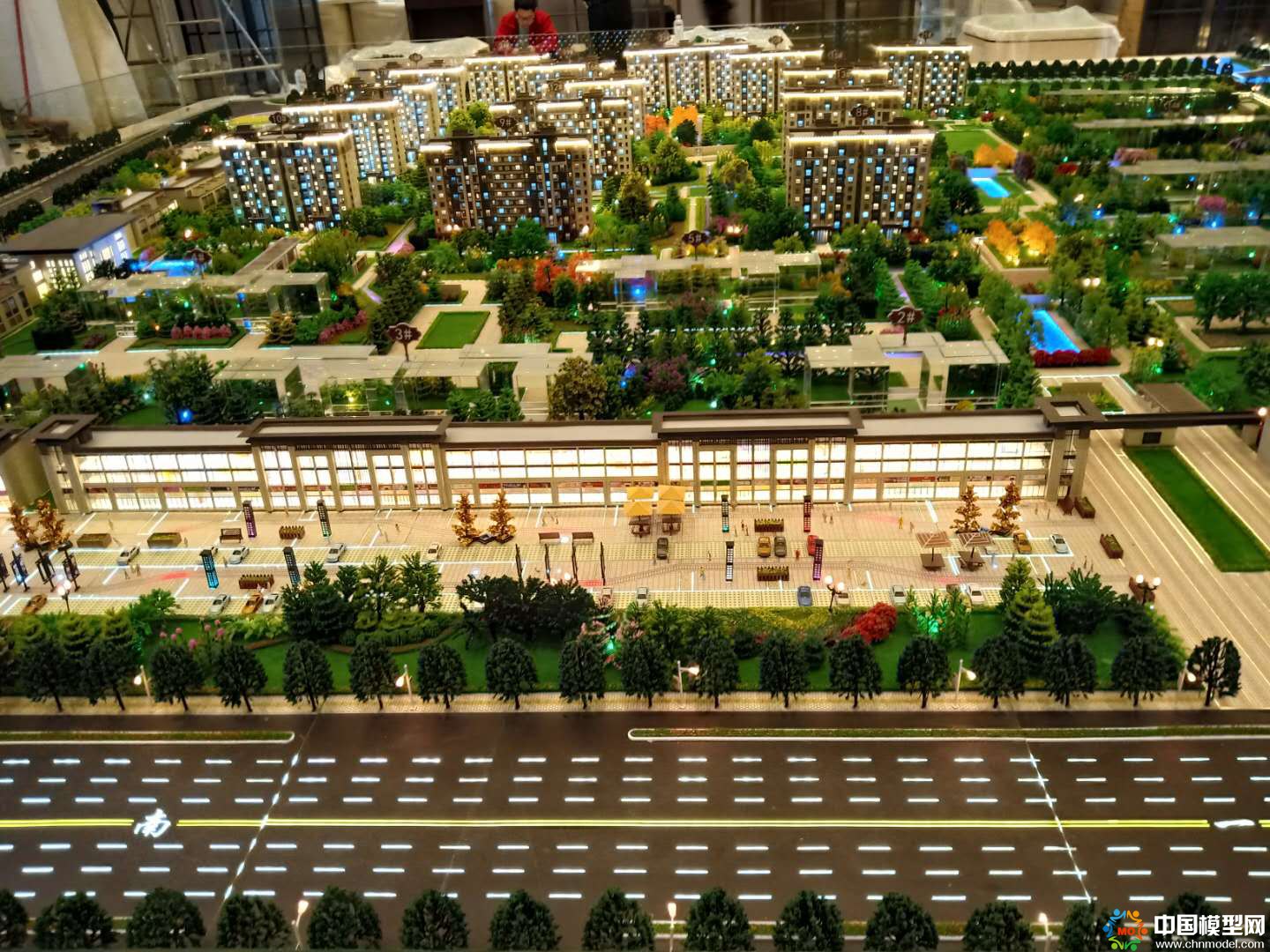 樓盤沙盤模型制作、別墅沙盤模型制作、城市規(guī)劃沙盤制作、建筑模型設(shè)計制作、工業(yè)模型設(shè)計制作、數(shù)字多媒體沙盤制作