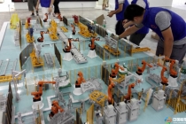 汽車產(chǎn)線沙盤模型?，奇瑞捷豹路虎總體模型?，寧波萬(wàn)華展示模型